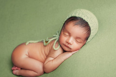 Newborn_Luxury_Baby_Photoshoot_Manhattan_Lestudionyc_SQUARE